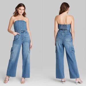 This is a denim strapless